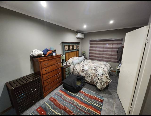 3 BEDROOM TOWNHOUSE FOR SALE IN PROTEA PARK
